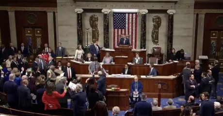 مجلس النواب الأميركي يلغي عقوبات قيصر على سوريا