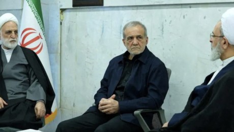 الرئيس الايراني: سنوقف استهداف دول الجوار