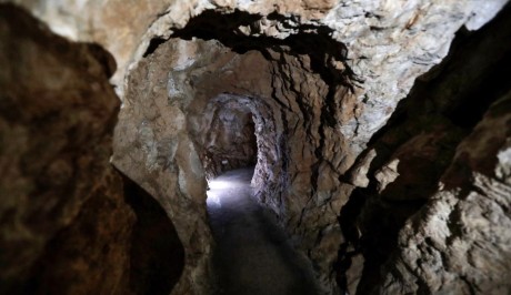 حزب الله يسلّم سلاحه بلا اعتراف:مقارنات من ايرلندا الى  كولومبيا