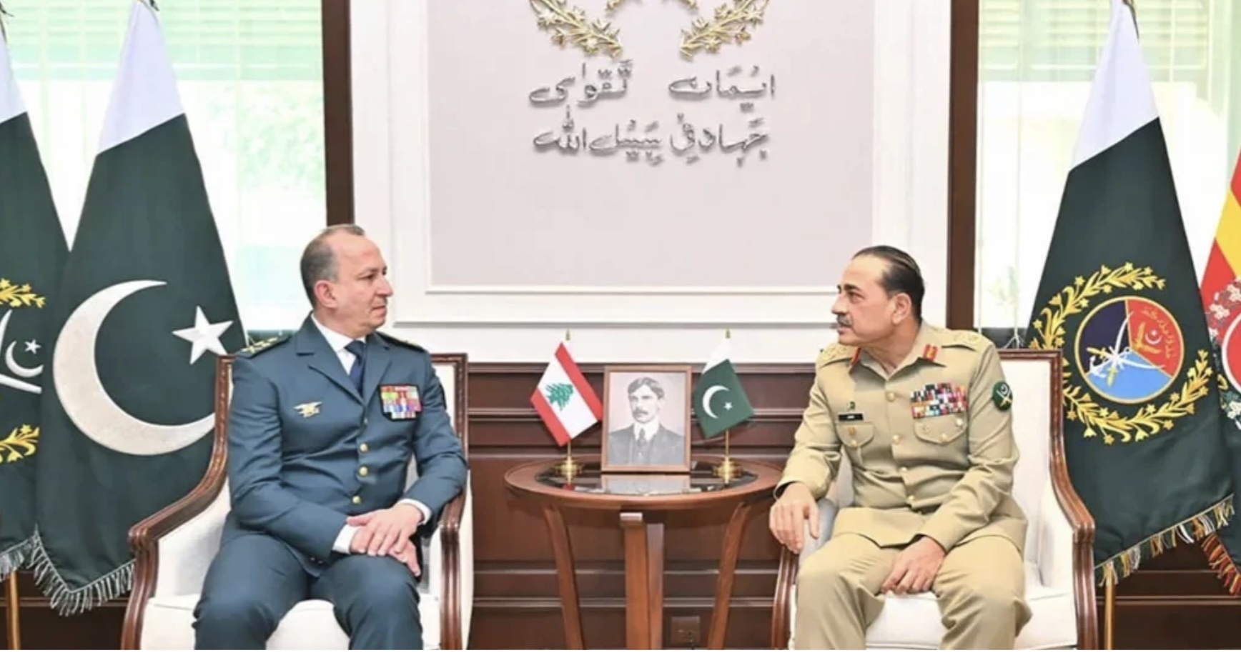 قائد الجيش