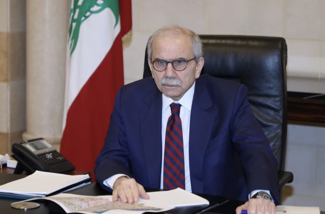 نواف سلام
