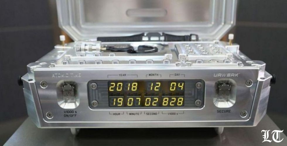ساعة أورورك الذّرّيّة