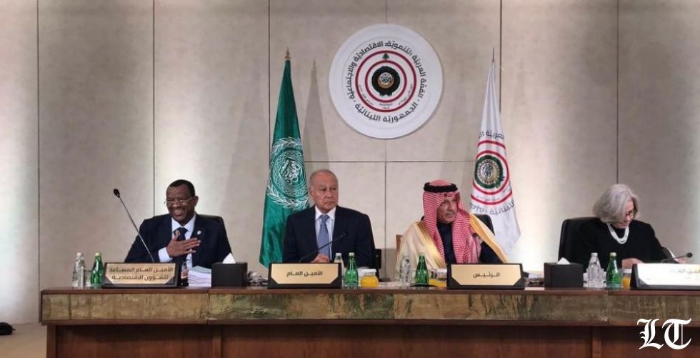 قمة الانقسامات العربية واللبنانية
