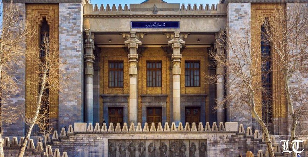 استقالة ظريف وإعادته ليست لحظة عابرة في ايران