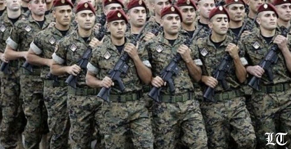 عسكرُ لبنان في "الدق":تجميد تطويع الضباط وتخفيض التجنيد