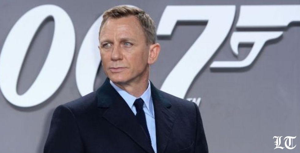 جيمس بوند يخضع لجراحة في الكاحل والفيلم مستمر