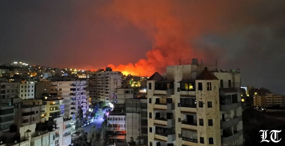 النيران تقترب من مدينة بيروت وضواحيها جنوبا