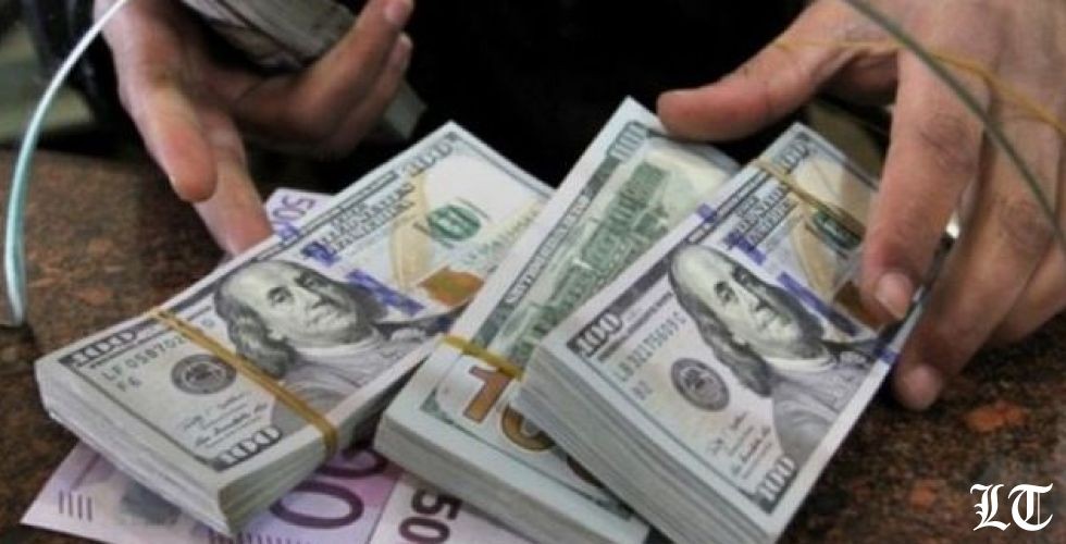 المصارف اللبنانية تحدّد سقوف السحوبات المالية والتحويلات الخارجية