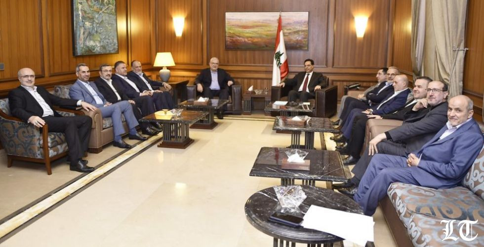 نصائح لدياب بتسريع ولادة حكومة غير فضفاضة