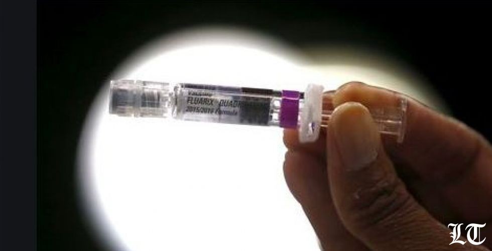 الأميركيون يستعدون لمواجهة الهجوم المزدوج للانفلونزا وكورونا الخريف المقبل