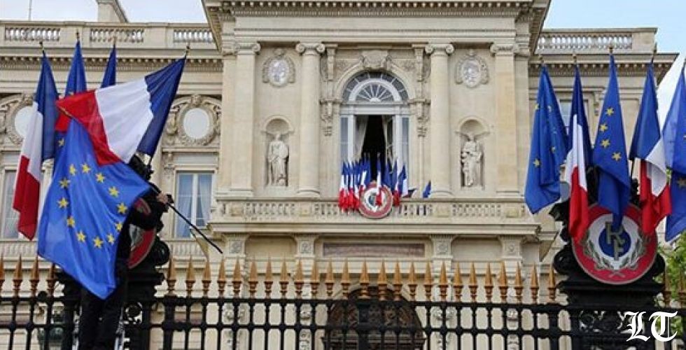 الخارجية الفرنسية: على الحكومة اللبنانية تحمّل مسؤولياتها