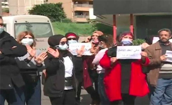 اعتصامات بالجملة في محيط قصر الاونيسكو لإيصال الصوت للنواب