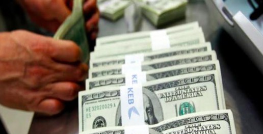 رياض سلامه قرّر عدم التدخل في السوق