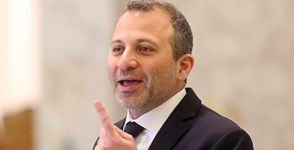 باسيل يردّ على العقول المريضة