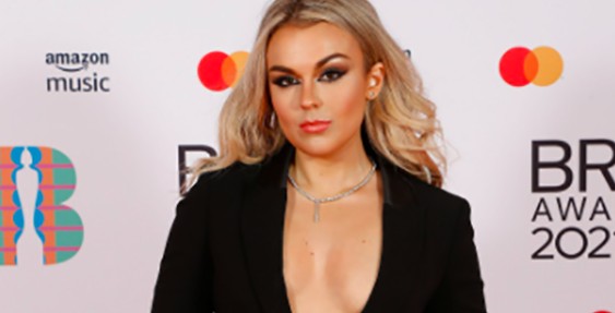 توزيع جوائز BRIT يخرق التباعد الاجتماعي
