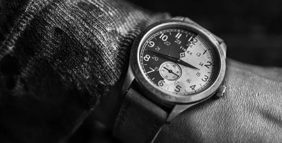 ساعة  Timex المُبهرة بصريا