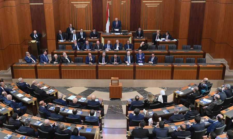 البطاقة التمويلية من اللجان الى الحكومة ثم الى مجلس النواب