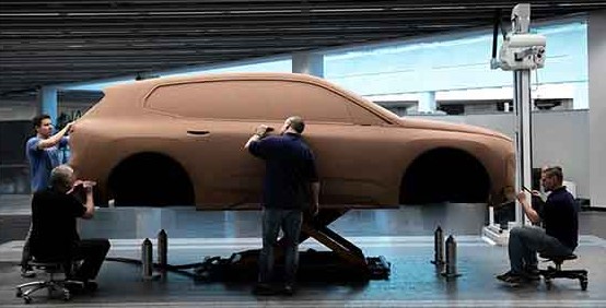 اطلاق BMW iX بحلة جديدة