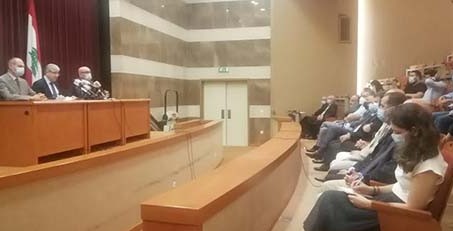 وزير التربية يحدد مواعيد الدراسة