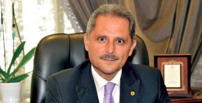 الى متى يبقى اللاستقرار في سعر الدولار؟