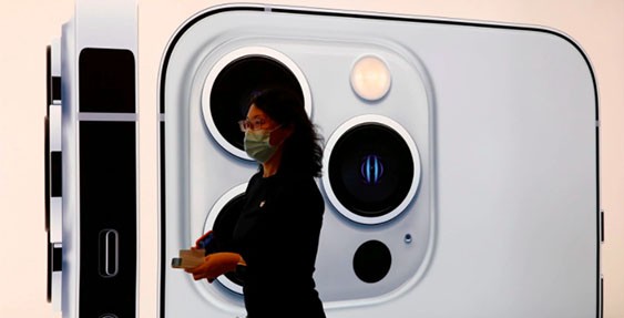 لماذا انخفض انتاج  iPhone 13؟