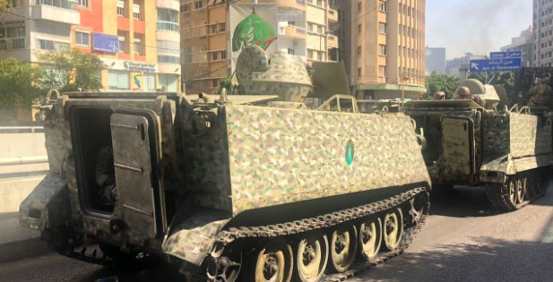 وزير الداخلية يطلب من السياسيين ضبط الوضع