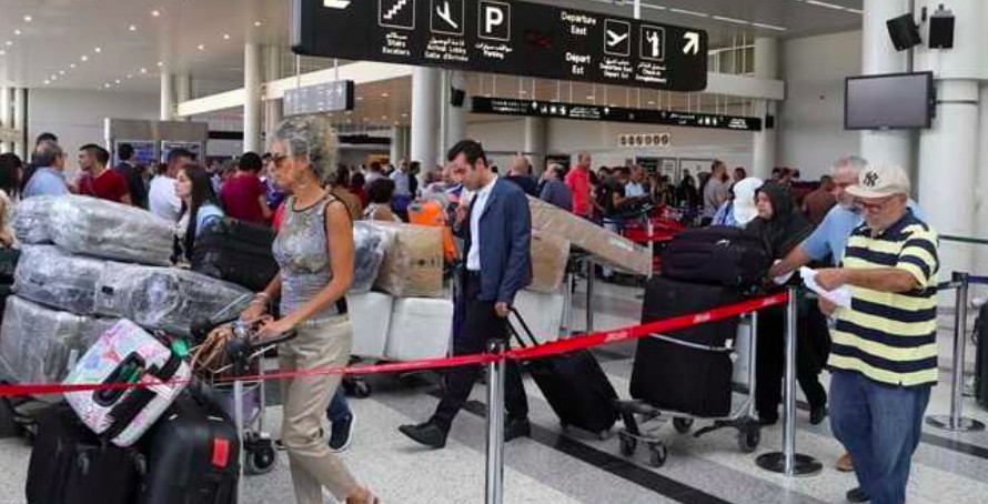 هجرة عالية من اللبنانيين خصوصا من المسيحيين