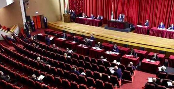 الانتخابات في 27 آذار