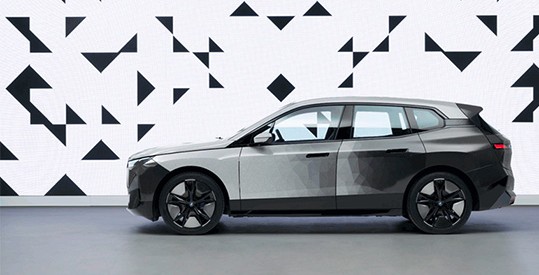 صرعة BMW:غيّر لون سيارتك حسب مزاجك
