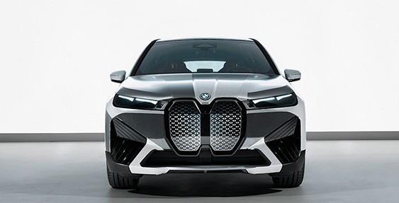 صرعة BMW:غيّر لون سيارتك حسب مزاجك