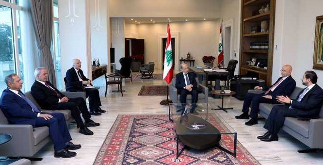 فيصل كرامي: الحوار ضروري وينتظر الدعوة ليقررالمشاركة
