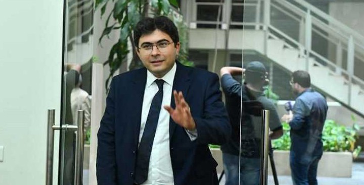 الانتخابات النيابية في مدّ وجزر إجرائها