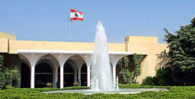 ردّ ورد مضاد بين رئاسة الجمهورية وتيار المستقبل