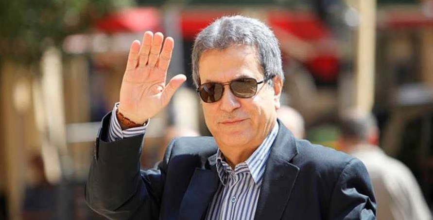 هل استقال نبيل نقولا  من التيار؟