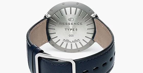 ساعةRessence في القبة الزرقاء