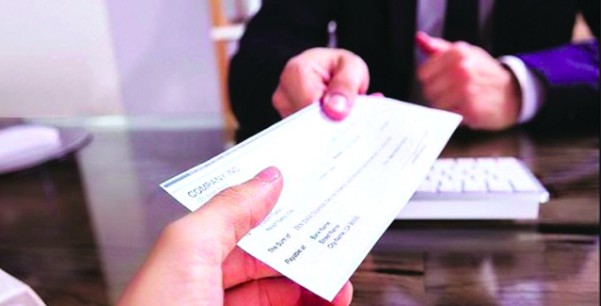 المصارف تقبل الشيكات بسقف 15ألف دولار