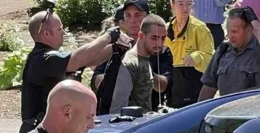 سلمان رشدي : إعاقاتٌ متوقعة