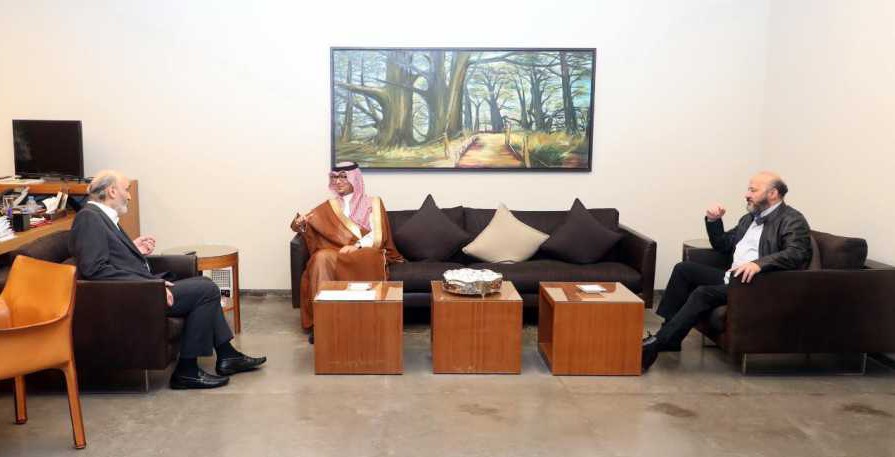 جعجع وبخاري:أنا مرشّح اذا أردت المعارضة