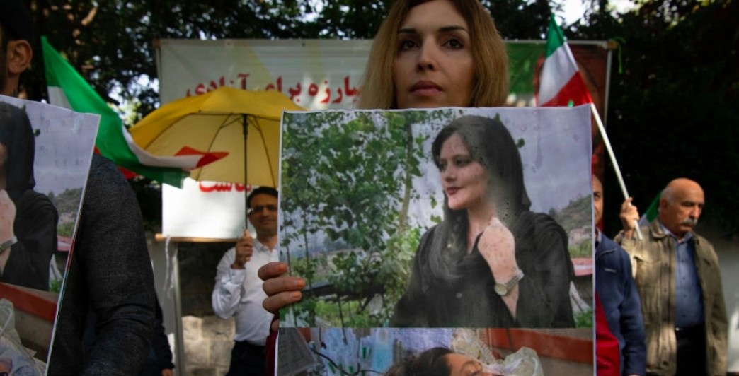 ايران تحت صدمة التظاهرات
