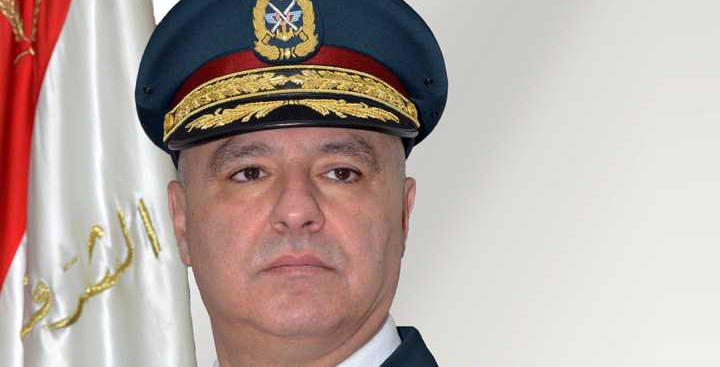 قائد الجيش: الجيوشَ تُبنى للأوقاتِ العصيبة