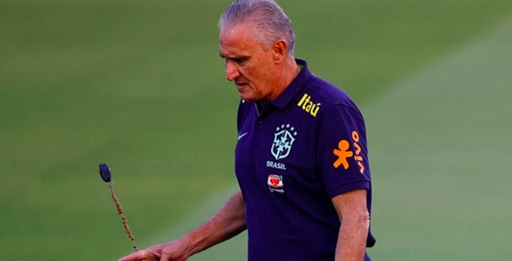 مدرب البرازيل يحافظ على سرية أوراقه