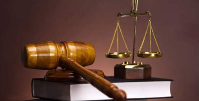 موظفون وسماسرة في عقارية الزلقا للمحاكمة بتهم الفساد