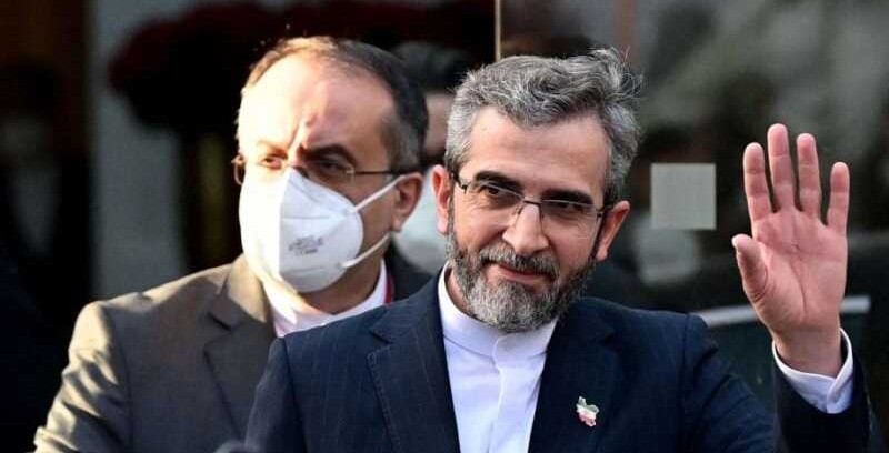 باقري كني: ايران الى جانب لبنان