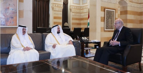 الوفد القطري في بيروت