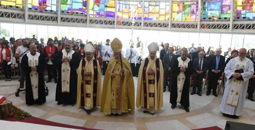 الراعي للنواب:  تستخفّون بالشّعب والدستور