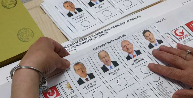 أردوغان يتقدم والمعارضة التركية تشكك