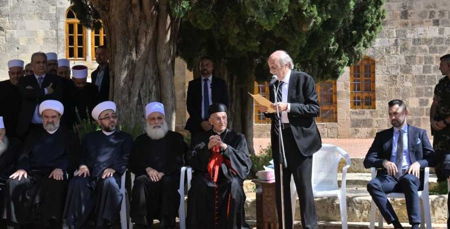 الراعي في المختارة : لا يمكن أن يستمر لبنان في هذه الحالة