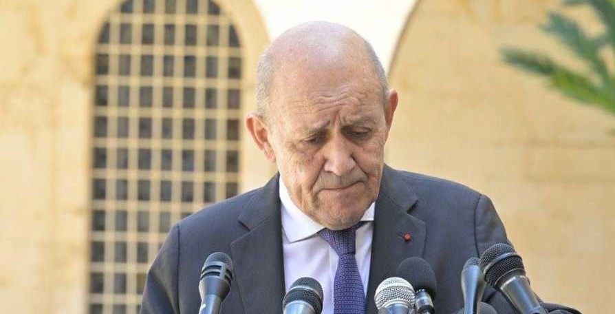 لودريان للخيار الثالث