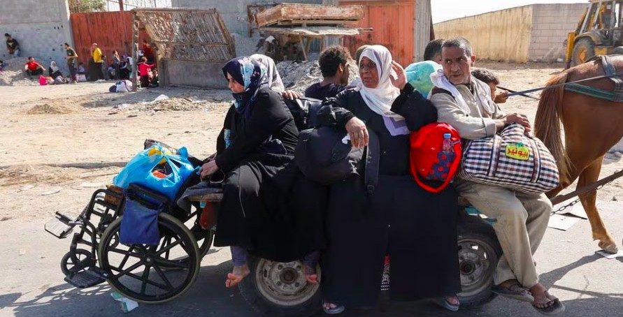 الجيش الاسرائيلي يقصف مستشفيات غزة