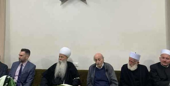 جنبلاط : لا للاستدراج الى الحرب